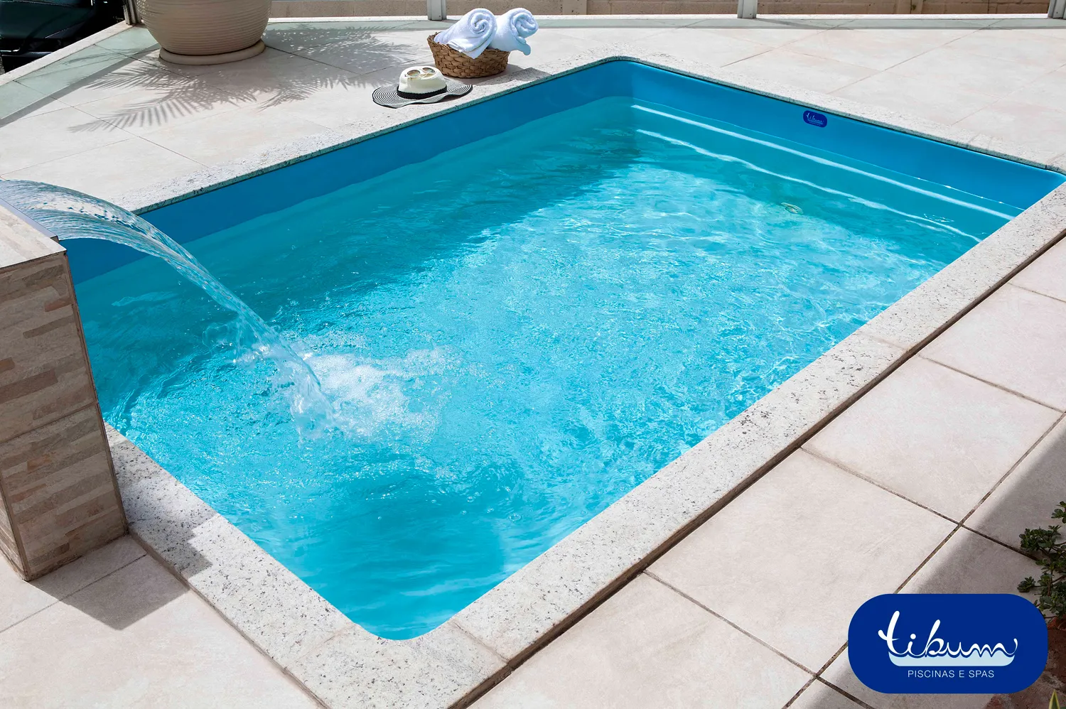 Piscina de fibra de vidro